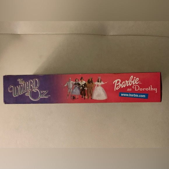 Wizard of Oz ~ Barbie as Dorothy - Picture 4 of 7